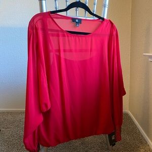 *NEVER WORN* 
IZ Byer Crystal Cuff Bubble Blouse
